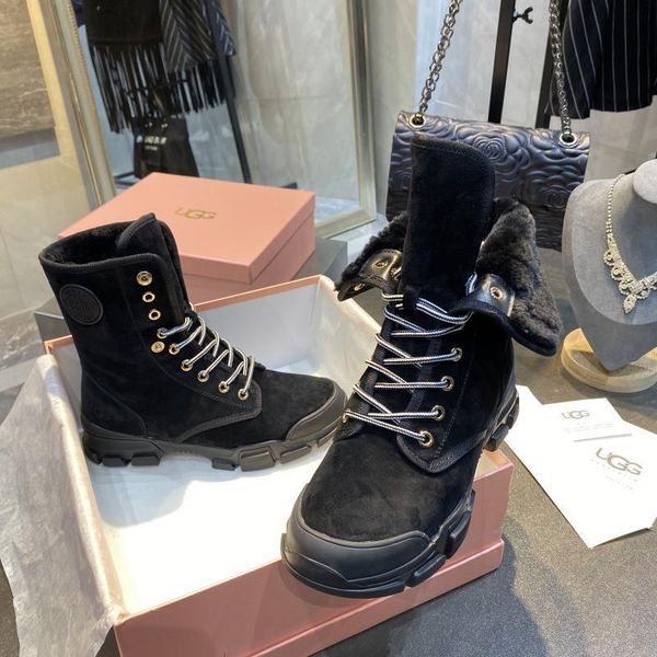 

snow boots women 2019 thick bottom rubber sole winter outdoor waterproof non-slip lace fashion wild middle tube martin boots 25556, Black