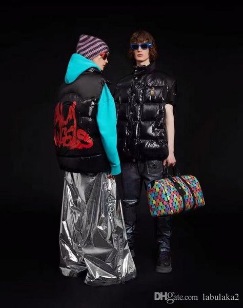 

luxurious couple models duck down vest women men fashion outwear hooded coats down jacket women's men clothing, Black;white