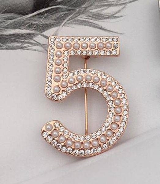 

the latest women's luxury designer dangle brooch retro crystal statement brooch famous european brand jewelry 34531, Gray