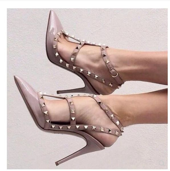

2019 new fashion women high heels sandals with rivets shoes new baotou bound with patent leather sandals for women thin heel shoes, Black