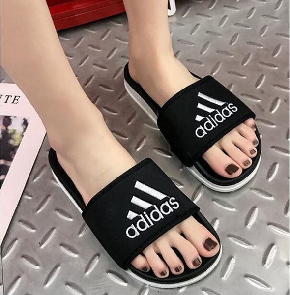 

2019 Марка ADIDAS Летние удобные Модные мужские плоские слайд повседневные сандалии д