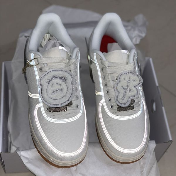 

US5-13 Travis One White 3M Designer Magic Logo Replace 1 Skateboarding Shoes Brand Reflector Fashion White Trails Skateboard Sneaker