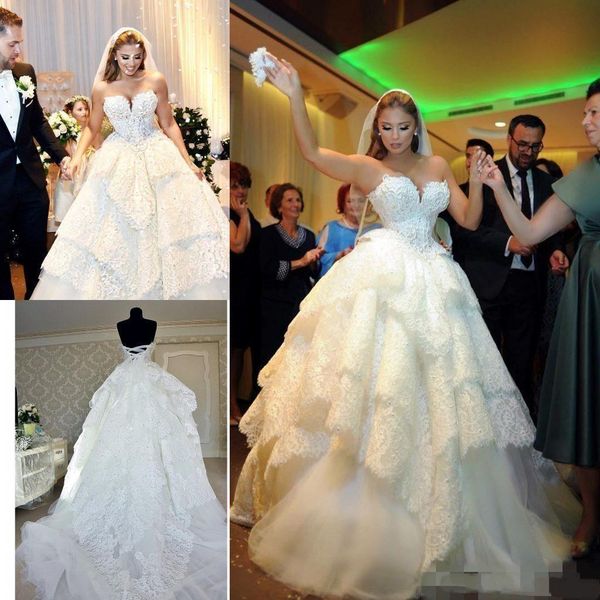 

Luxurious Full Lace Ball Gown Wedding Dresses Long Sweetheart Pearls Beaded Tiered Skirt Strapless Puffy Princess Church Castle Bridal Gowns