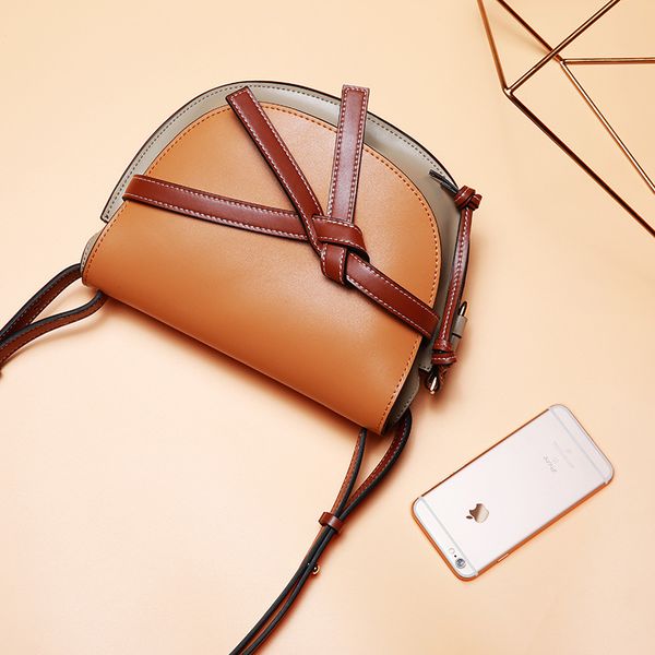 

2019 new women's bag slant span bag leather women's fashion leather handbag