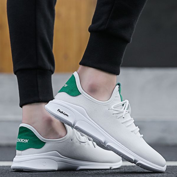 

2020 горячие продажа спортивная обувь мужчины теннисная обувь фитнес walking ультра дышащий спортивный беговая мокасины sapatos homem