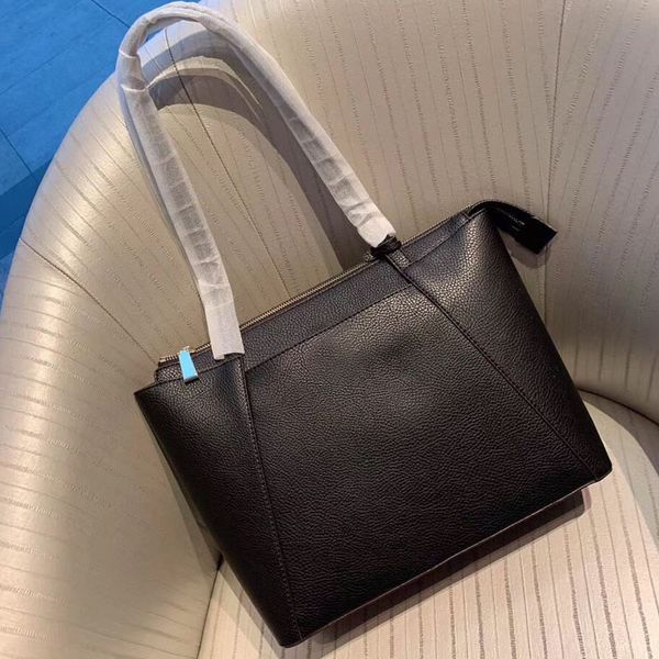 

Brand fa hion retro large capacity handbag luxury de igner houlder bag ladie ca ual tote leather cro body ize 33x30cm hipping