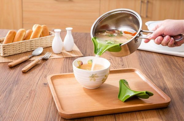 

new kitchen tool 5 pcs silicone pour soup funnel kitchen kitchen tool water conduit cooking tool