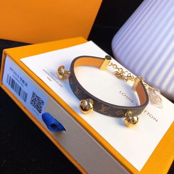 

leather charm punk bangle with metal design for women bracelet wedding jewelry gift ps5358a, Black