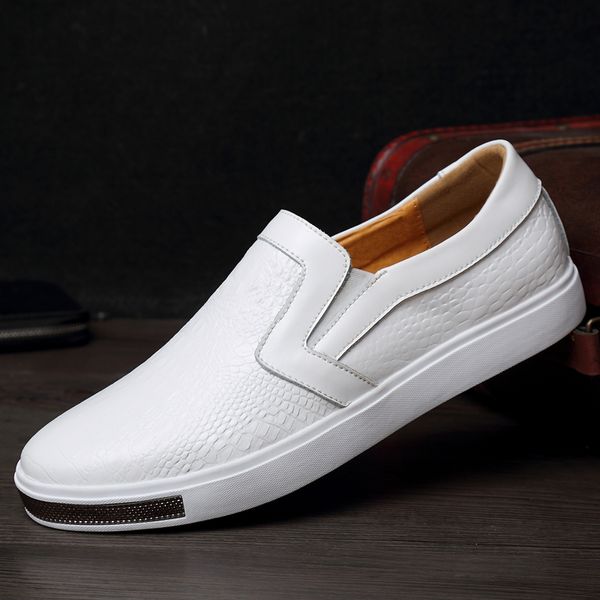 

retro mens slip on shoes fashion leather loafers spring autumn non-slip flats male breathable light driving shoes lofer shoe man, Black