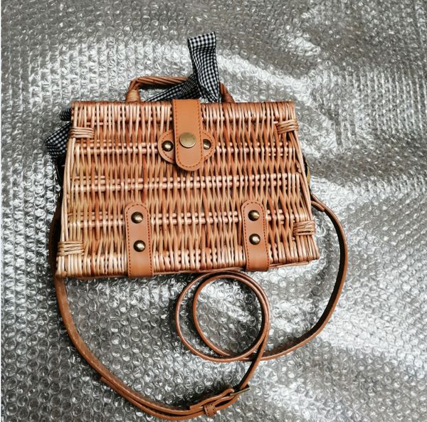 

messenger bag women's straw bag summer new hand-woven small square handbag portable rattan bags female slung shoulder sac a main