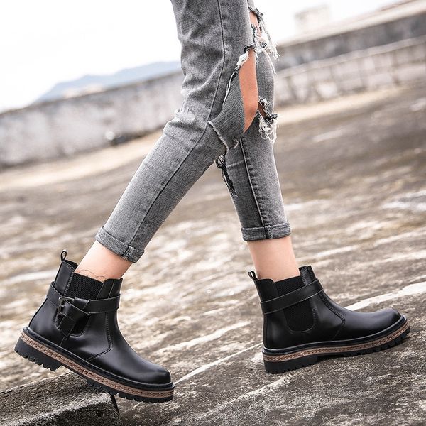 

boots woman 2019 season england black boots flat bottom will code short woman