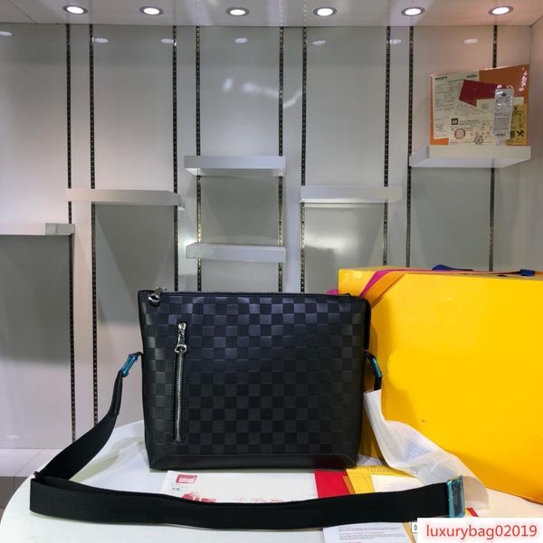 

new luxury fashion designer messenger man luxury trocadero nm global fine leather messenger limited edition designer card holder:n42417