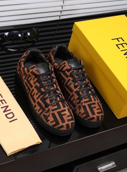 

fast delivery high-end luxury men's casual sneakers triple fashion design brand platform men's shoes classic vintage pattern size, Black