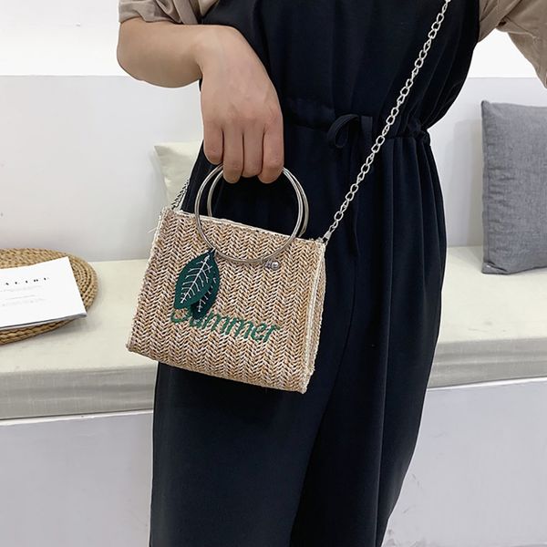 

2019 women's wild straw bag fashion chain leisure walking small square bag city sports walking pack fanny pack 40j4