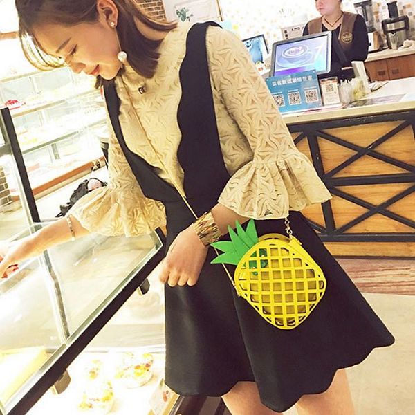 

2018 cute cartoon bags pineapple shape shoulder bag for girls mini crossbody bags personality purse fashion messenger bag