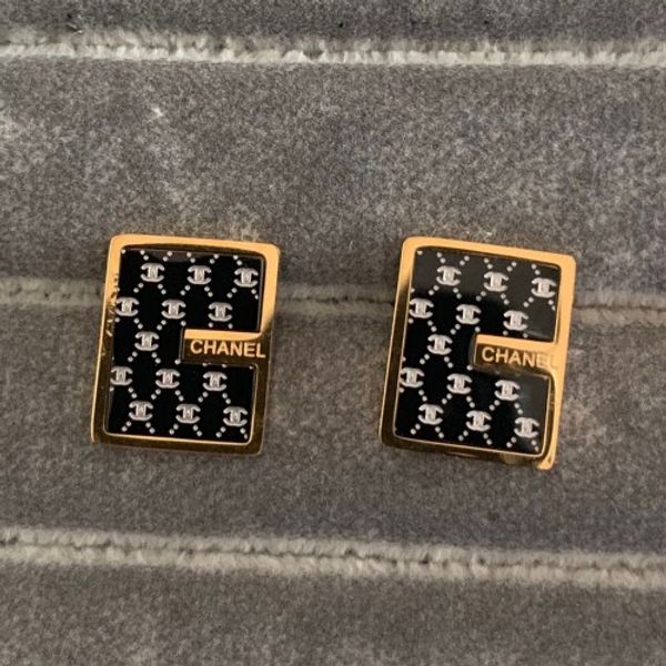 

Hot sale 2019 High Quality Famous Brand Design Jewelry titanium Steel Luxury Gold silver rose gold square black Stud Earrings girls Women