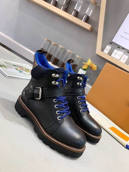 

the latest model of women's martin boots calfskin hiking boots ankle boots cotton inner embellished with inscription buckle hole, Black