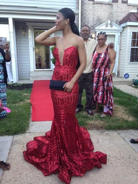 

2019 new arrival red sequined mermaid african prom dresses sweetheart sleeveless open back sweep train formal party pageant evening gowns, Black