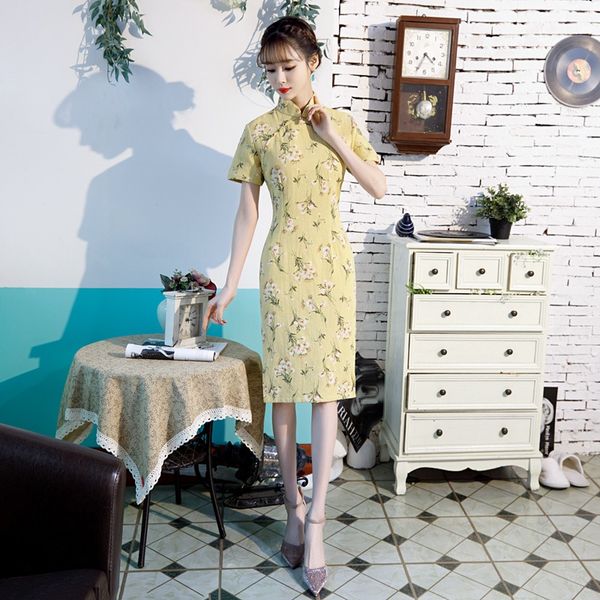

новое прибытие 17 стиль короткий рукав cheongsam платье элегантный китайский традиционный платья белье хлопок урожай qipao одежда 3xl, Red