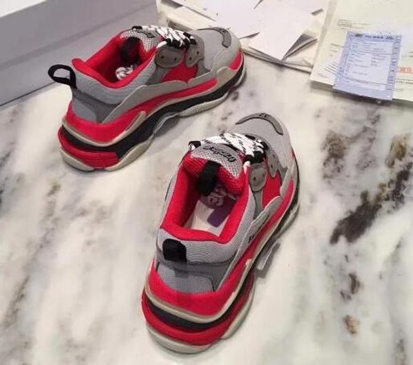 

2020 fashion crystal bottom paris 17fw triple s mens designer sneakers vintage dad platform women luxury casual sports trainers cs04, Black