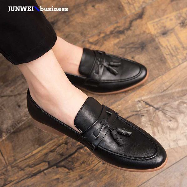 

dress loafers business wedding party brand men tassel slip on breathable style black male club shoes chaussure homme a4