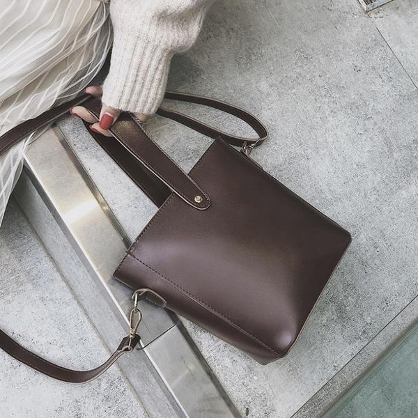 

fashion bucket bags women's simple and versatile large capacity single shoulder bag diagonal straddle bag leisure handbag