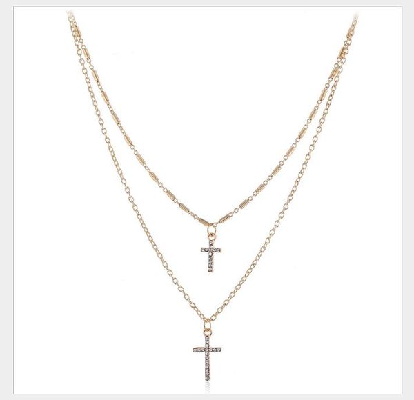 

женщина с многослойным ожерельем на ретро-крест мода, простота и бизнес, Silver