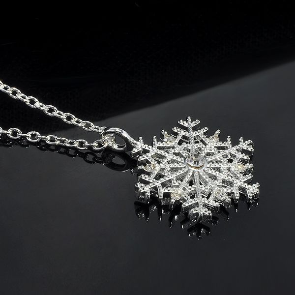 

fashion- snowflake with zircon european and american fashion necklace, Silver
