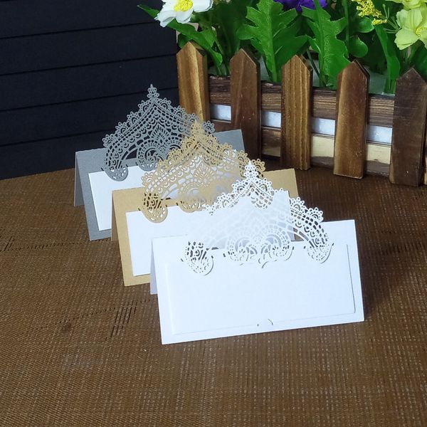

10pcs hollow out elegant table name place seat paper laser cutting wedding invitation card wedding party table decoration 5zz49