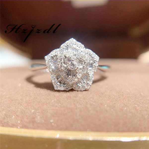 

изканне велиѬне издели из золоа 18 каѬа пѬиѬодн алмазов кола лепека, Golden;silver