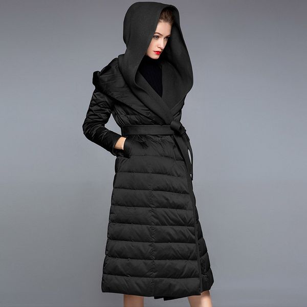

2019 fashionable women's long down jacket fashion jacket and large size winter new listing high-end luxury ladies, Black