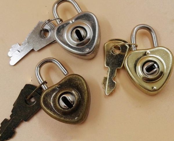 Vintage Herzform Romantischer Antikstil Mini Archaize Vorhängeschlösser Schlüsselschloss Mit Schlüssel Valentinstagsgeschenk SN2426