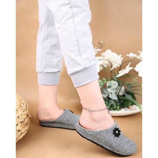 

mosimoso ruby gray felt flower buckle women 's slippers mosimoso, Black