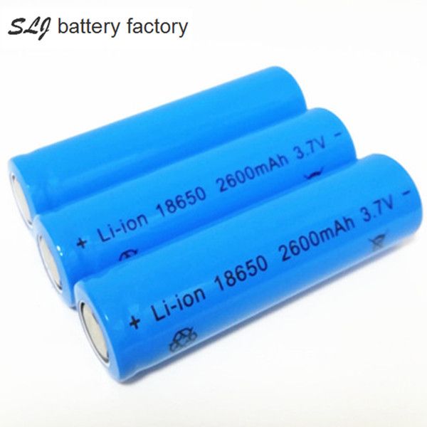 18650 2600 mAh Li-Ionen-Akku kann in hellen Taschenlampen und Rasierakkus usw. verwendet werden. Hochwertige blaue Farbe
