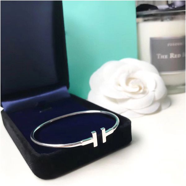 

have stamps popular fashion brand t designer bracelets for wamen design women party wedding lovers gift luxury jewelry with box, Golden;silver