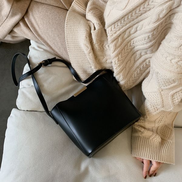 

female bag 2020 new bucket bag wideband messenger large capacity fashion pu leather shoulder crossbody bags for women