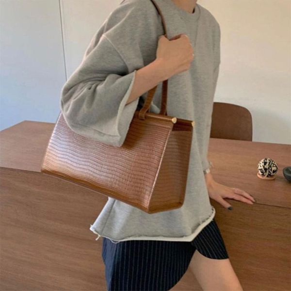 

vintage lizard pattern women's big shoulder bag fashion large capacity womens handbag luxury design lady tote bags sac femme