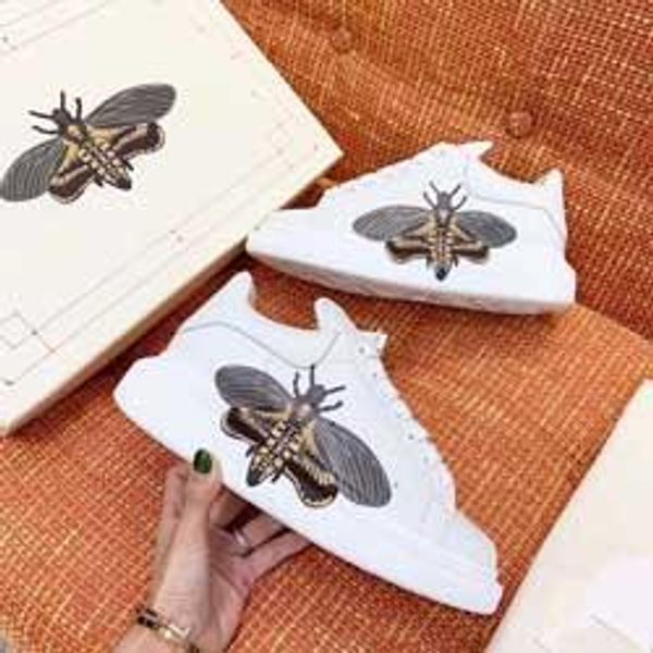 

new season luxury designer shoe fashion luxury women shoes men's leather lace up platform oversized sole sneakers white black casual sh