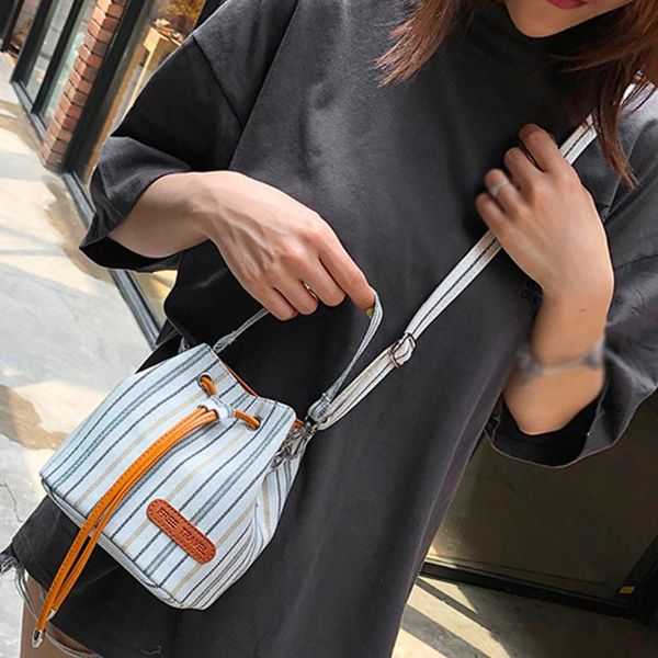 

модне женкие ђмки 2020 нов малой еп ђмка наивка crossbody меок плео женин