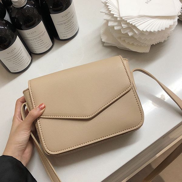 

2020 new style small bag south korean style cross chic hong kong retro small bag simple and versatile girl satchel
