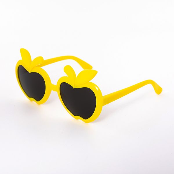 

2020 new kids cartoon children's sunglasses lovely apple sunglasses sun protection children's sunglasses 206, White;black