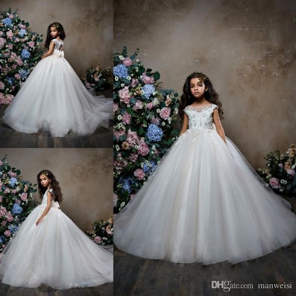 Pentelei 2019 Sparkly Flower Girl Vestidos para Casamentos Arco Laço Frisado Lace Appliqued Crianças Bebê Vestidos De Comunção De Comunh