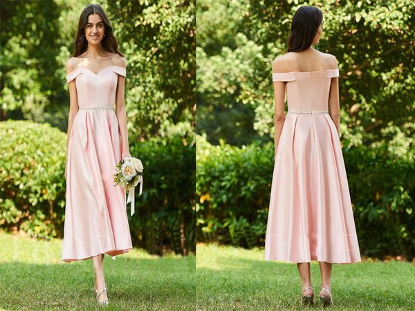 

Sexy Off the Shoulder Bridesmaid Dresses 2020 Latest Elegant Beaded Belt Tea-Length Sleeveless Taffeta Pleats Long Bridesmaid Gown Cheap