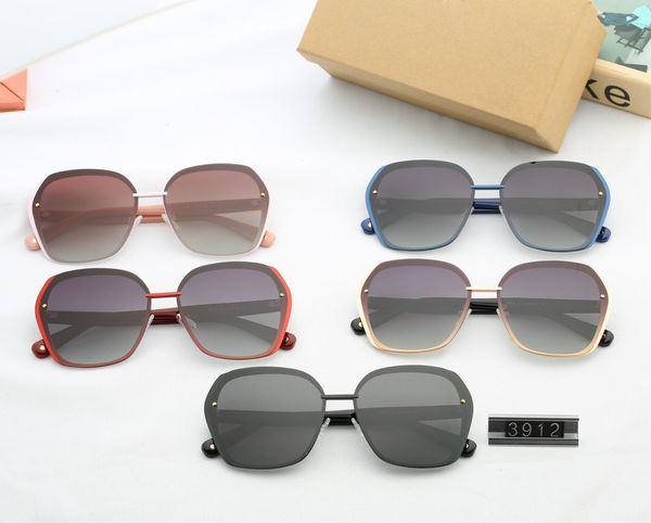 

gift friend boy sunglasses2020 new female polarized sunglasses big frame trend eyewear fashion big frame thin face tr90 glasses popular, White;black