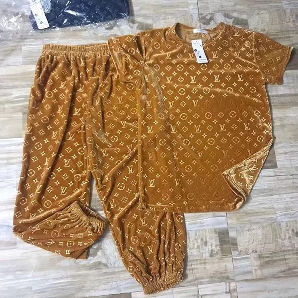 

золотой бархат спортивный костюм для отдыха новый 3d рельефный мода свободные футболки повседневная одежда два, Gray