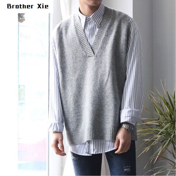

autumn winter new sweater vest men fashion solid color casual v-neck sleeveless sweater man streetwear wild loose m-2xl, Black;white