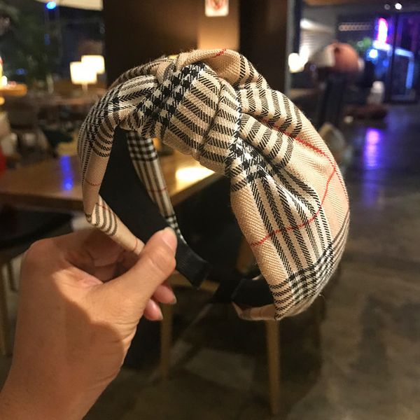 

new simple cloth hairband classic retro plaid woman hairband middle knotted headband hairpin headdress