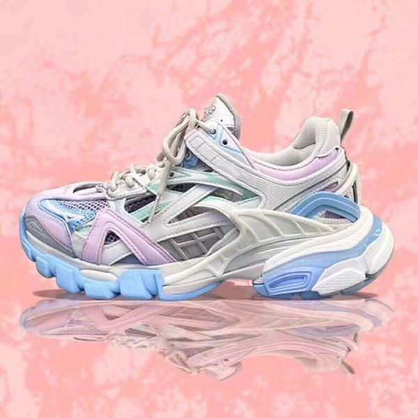 

2020 new style track.2 sneaker baby blue pink track.2 designer shoes men sneaker women outdoor shoes flat leather luxury casual shoe, Black
