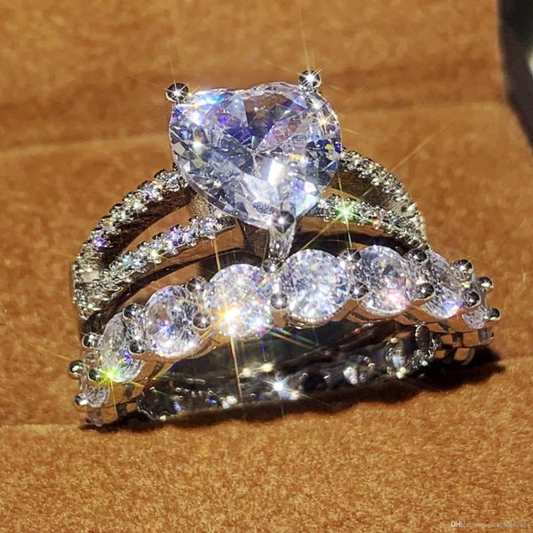 

2019 selling luxury jewelry 925 sterling silver heart shape white z gemstones women wedding couple rings pave bridal ring set gift, Slivery;golden
