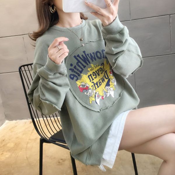 

подделне две девоки капоном в наале оени 2020 года нове ђден коѬейко, Black